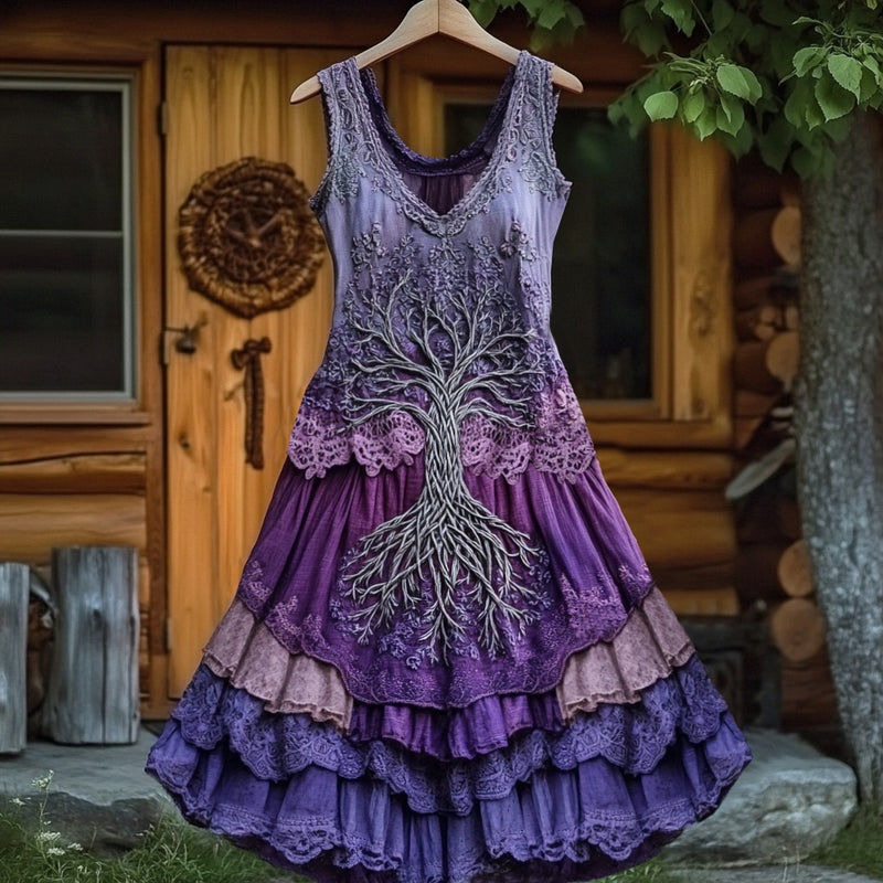 Vestito dal design curato