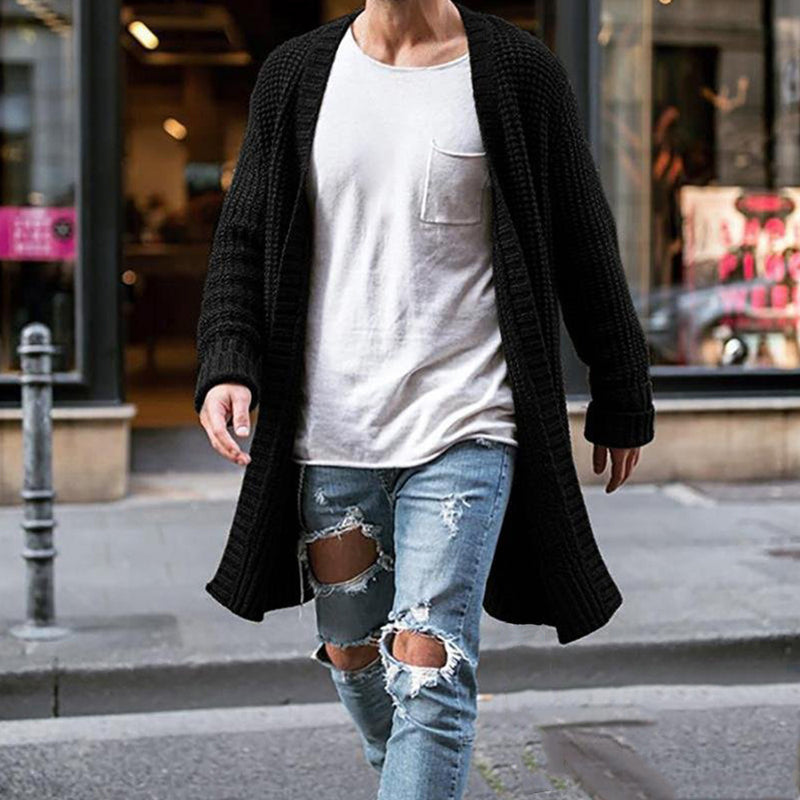 Cardigan dal design curato