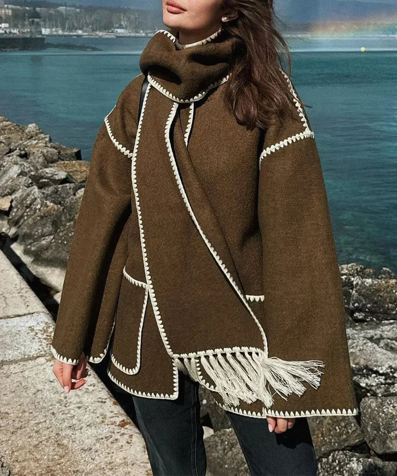 LP | Cappotto senza tempo con nappe per donna