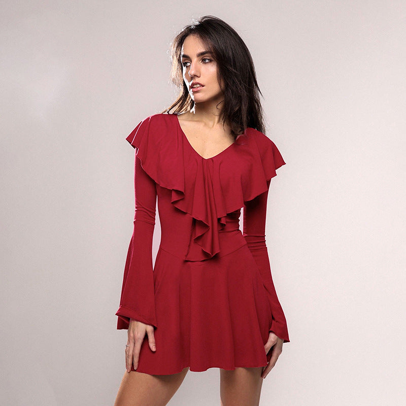 Vestito dal design curato