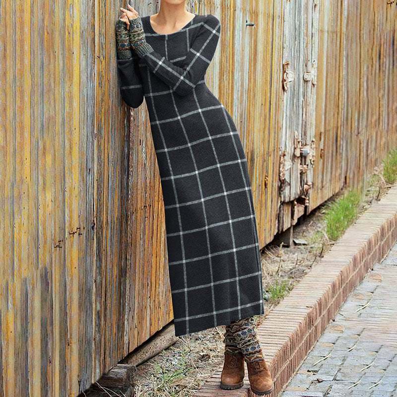 Vestito dal design curato