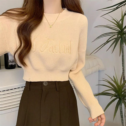 Marion® | Women's slim fit long sleeve sweater with square neckline