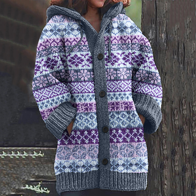 Cardigan dal design curato