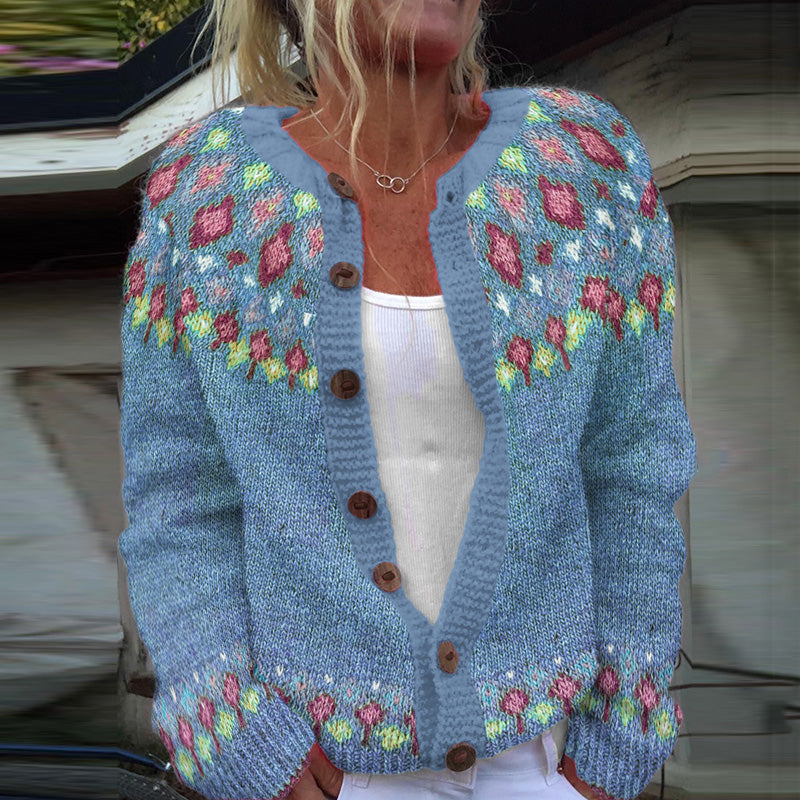 Cardigan dal design classico