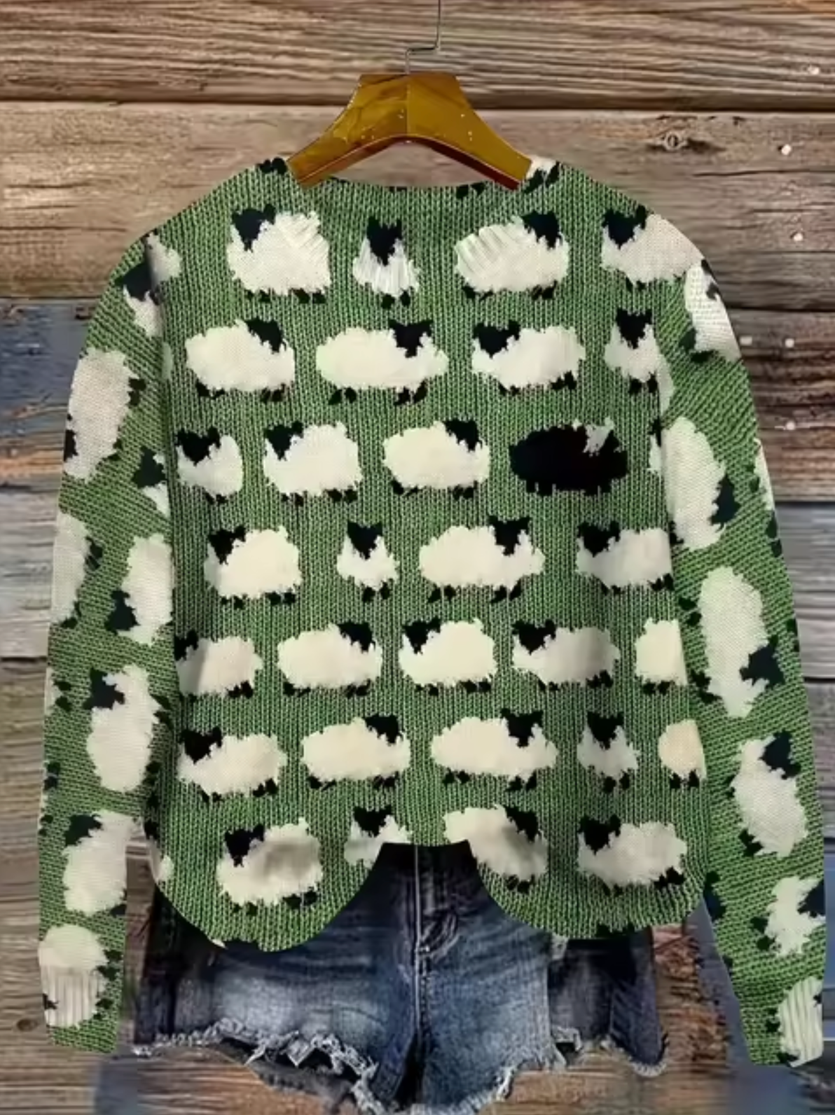 Maglione dal design curato
