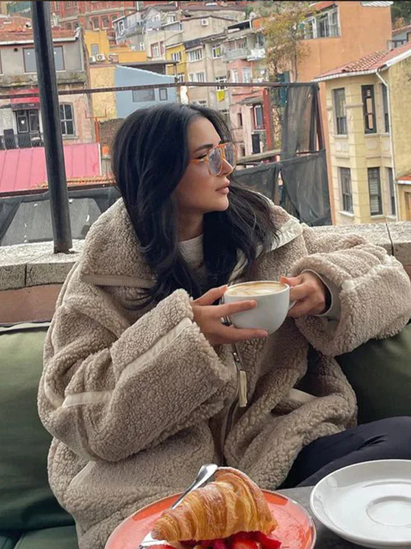 LP | Giacca con zip e collo alto