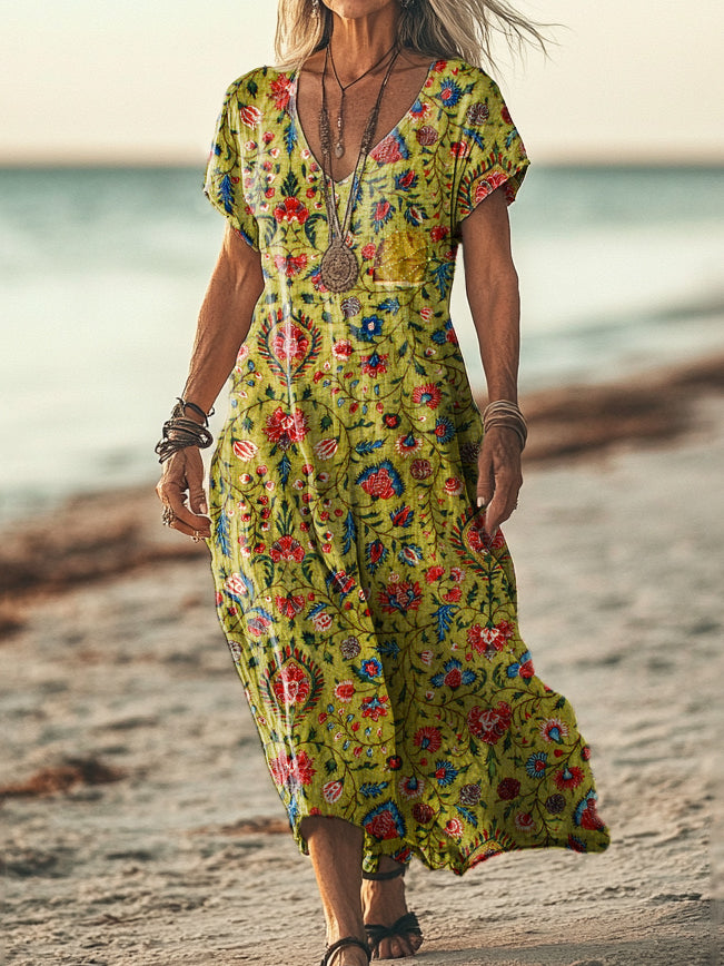 Vestito dal design curato