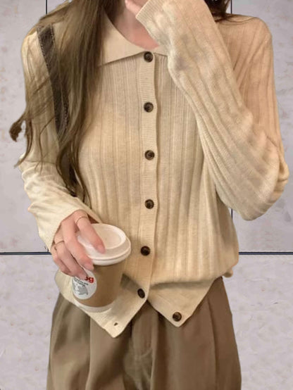 Mariana® | Fitted knitted polo sweater