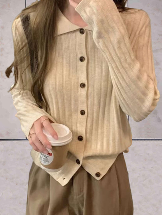 Mariana® | Fitted knitted polo sweater