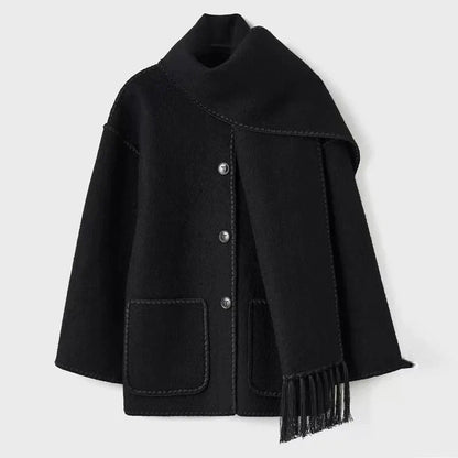 LP | Cappotto senza tempo con nappe per donna