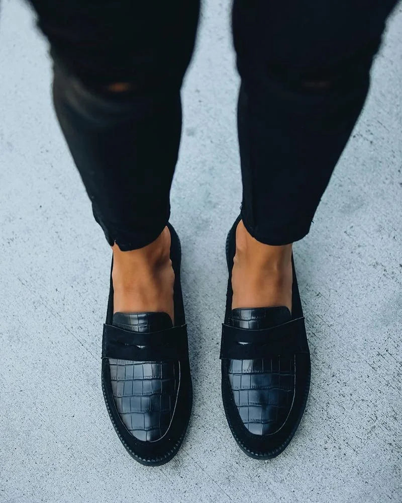 ER | Indumento generale casual ed elegante