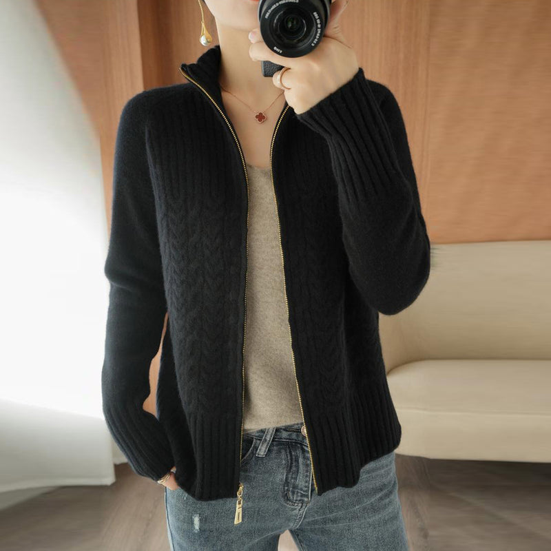 Cardigan dal design classico
