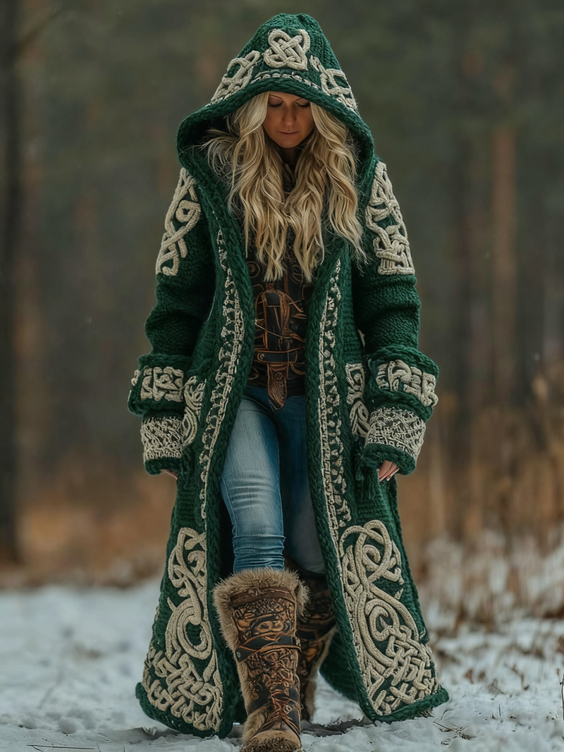 Cappotto lungo con cappuccio in misto lana, motivo a nodi celtici e applicazioni tribali