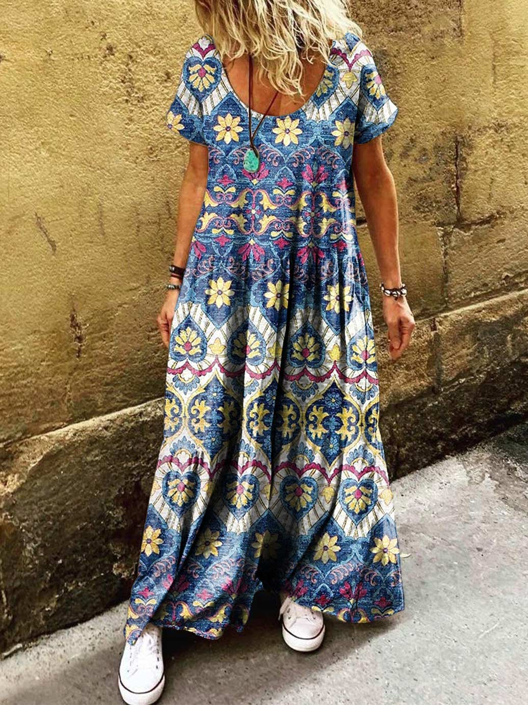Women's Ethnic Tribal Art Floral Print Round Neck Short Sleeve Dress