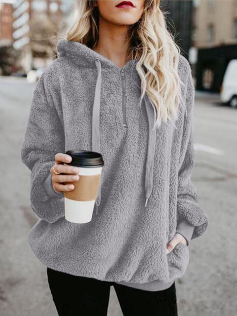 Maglione dal design curato