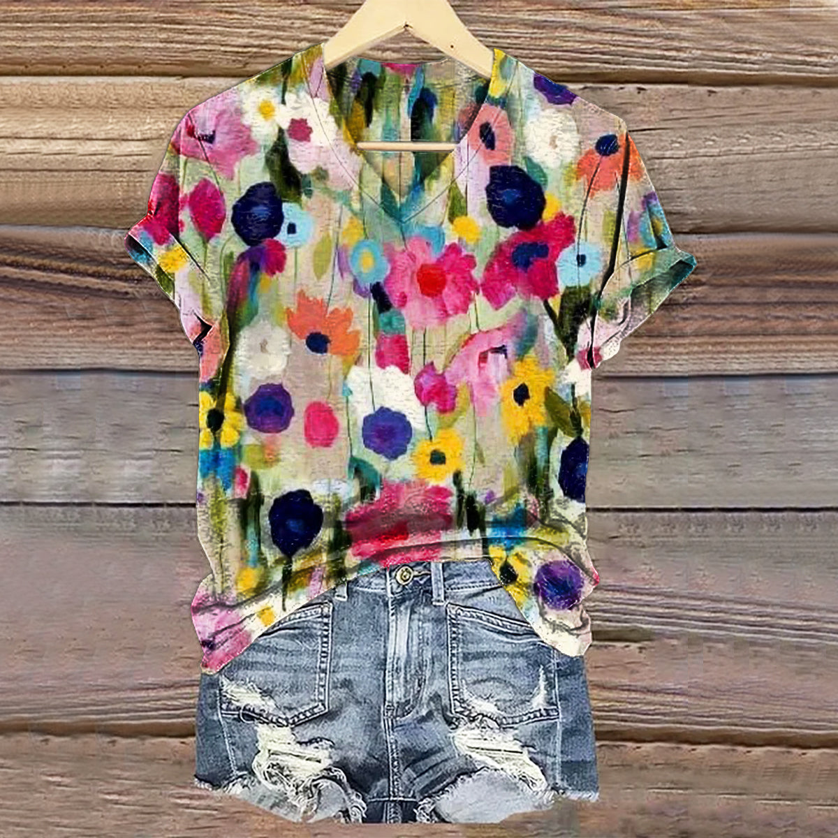 Women's Vintage Floral Art Print V-neck Casual T-Shirt