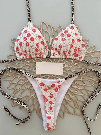 Elizabeth® | Effortless and Bikinis