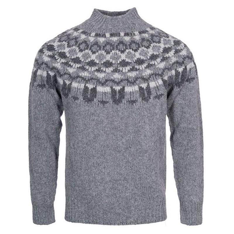 Maglione dal design classico