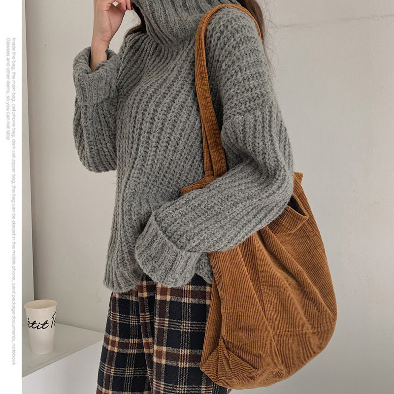 Borsa dal design curato
