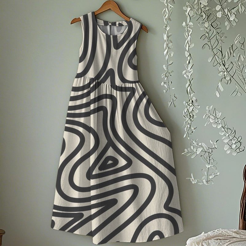 Vestito dal design curato
