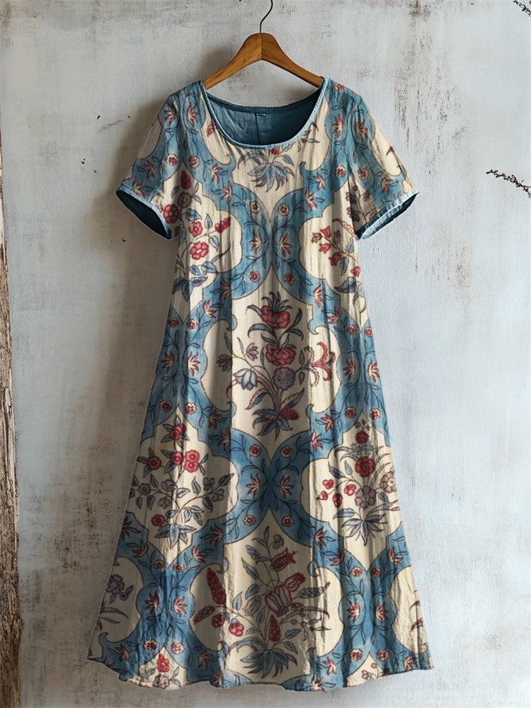 Vestito dal design curato