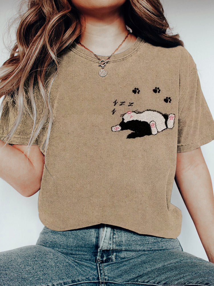 Sleeping Cat Embroidered Print Vintage T-Shirt elevenforest