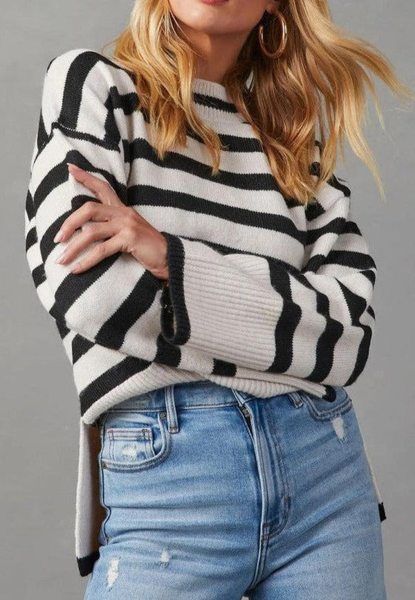 Graciela® | Elegant and trendy striped sweater with long sleeves