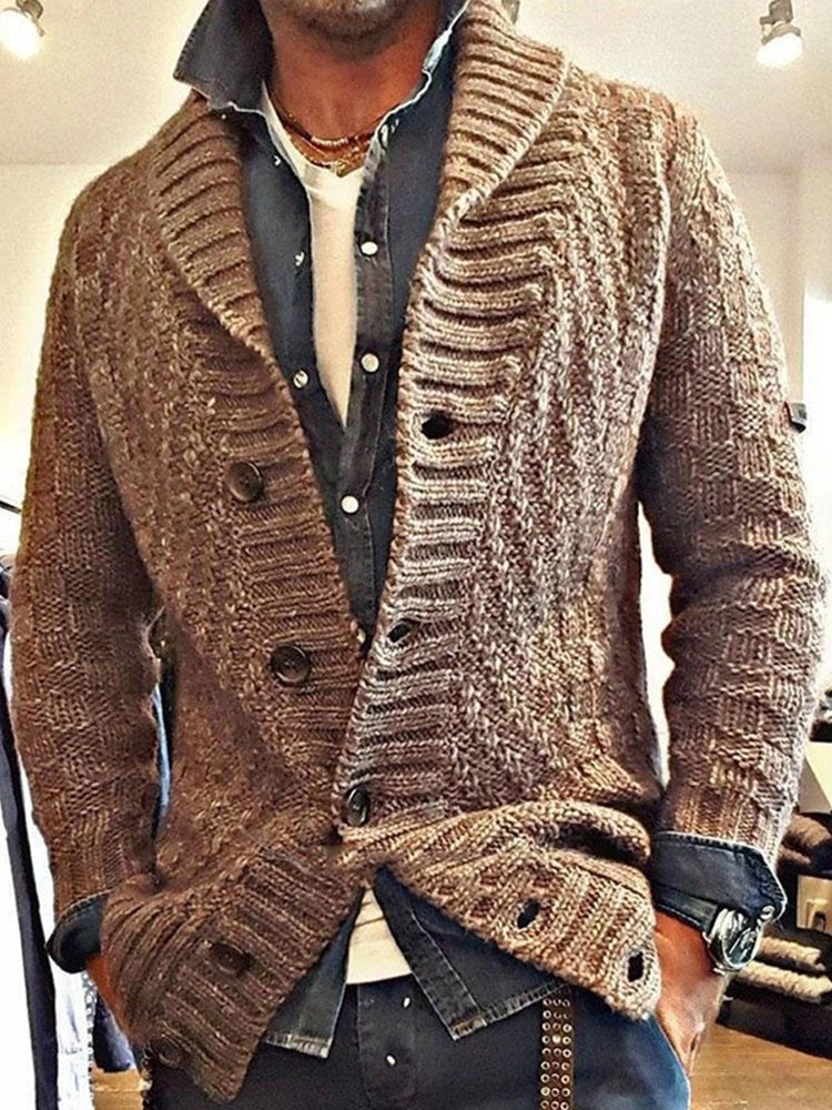 Cardigan dal design classico