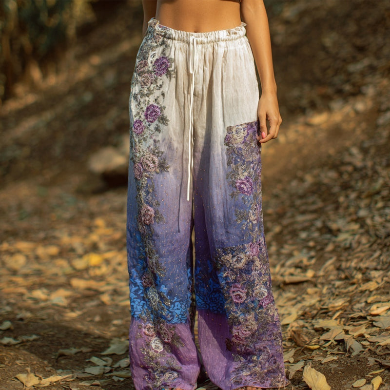 Pantaloni dal design curato