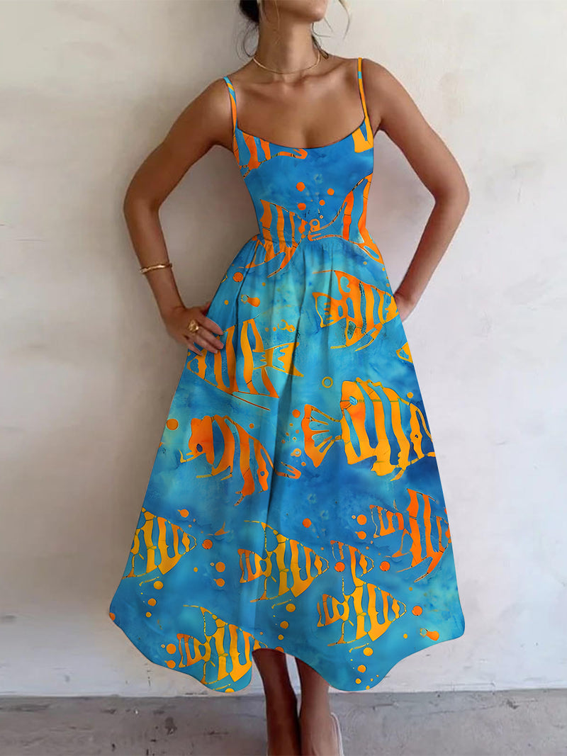 Vestito dal design curato