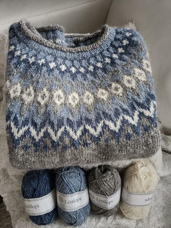 Maglione dal design classico