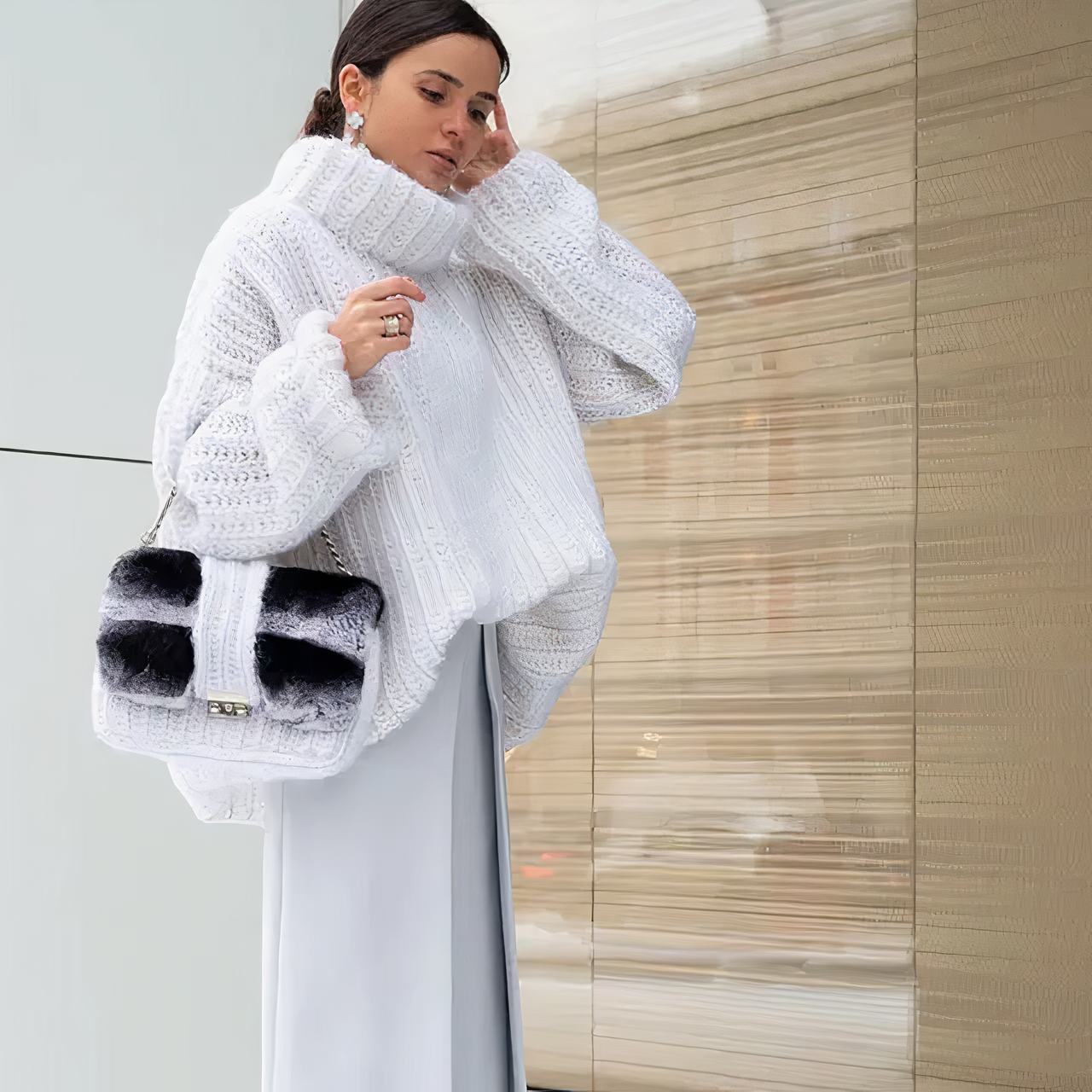 Maglione dal design curato