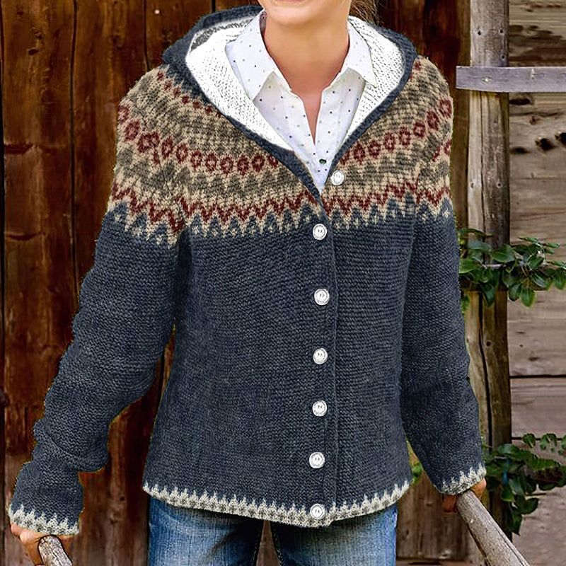 Cardigan dal design curato