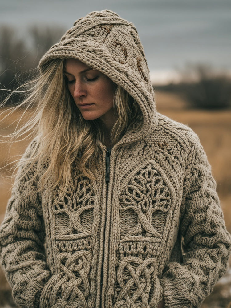 Cardigan dal design curato