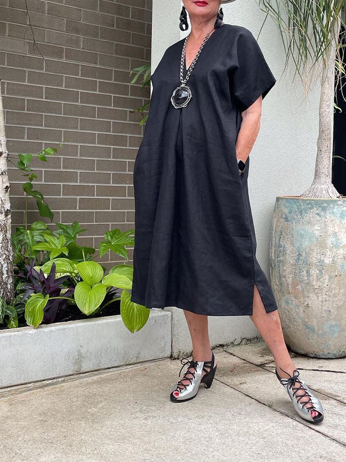 Vestito dal design curato