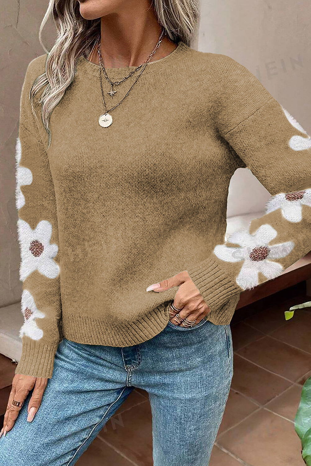 Maglione dal design curato