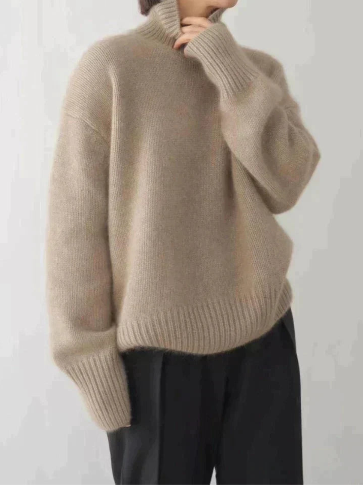 Maglione dal design curato