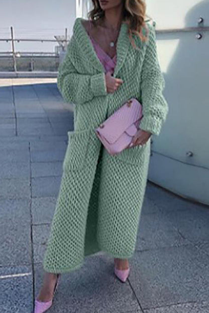 Cardigan dal design classico