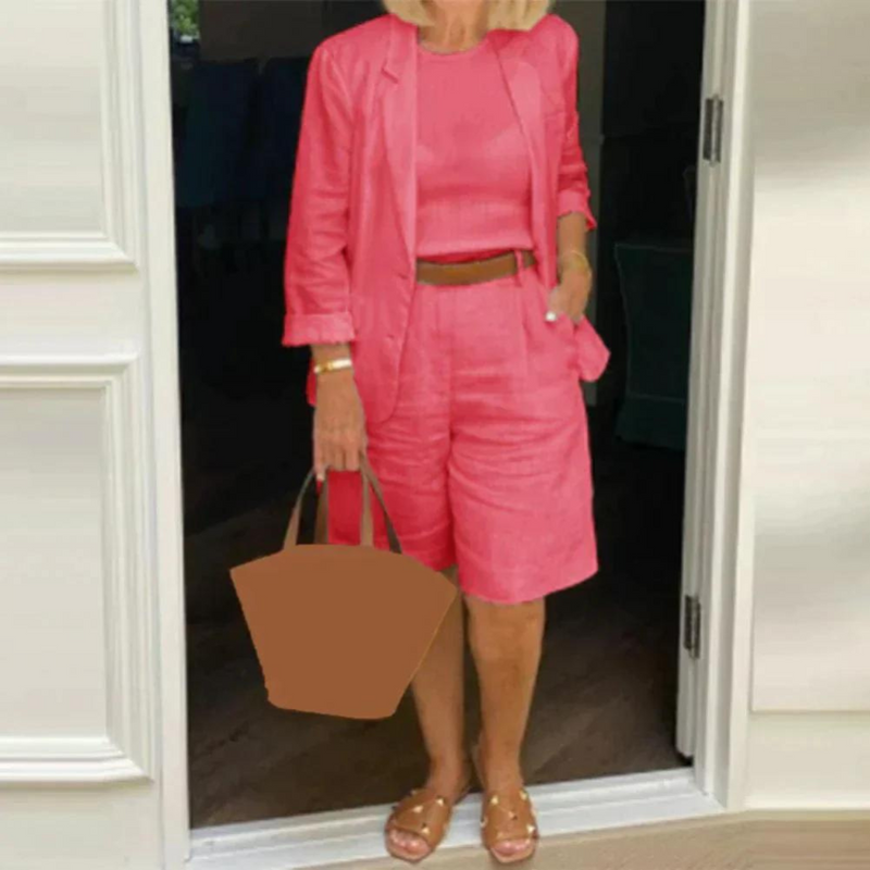 Set lussuoso giacca e shorts da donna