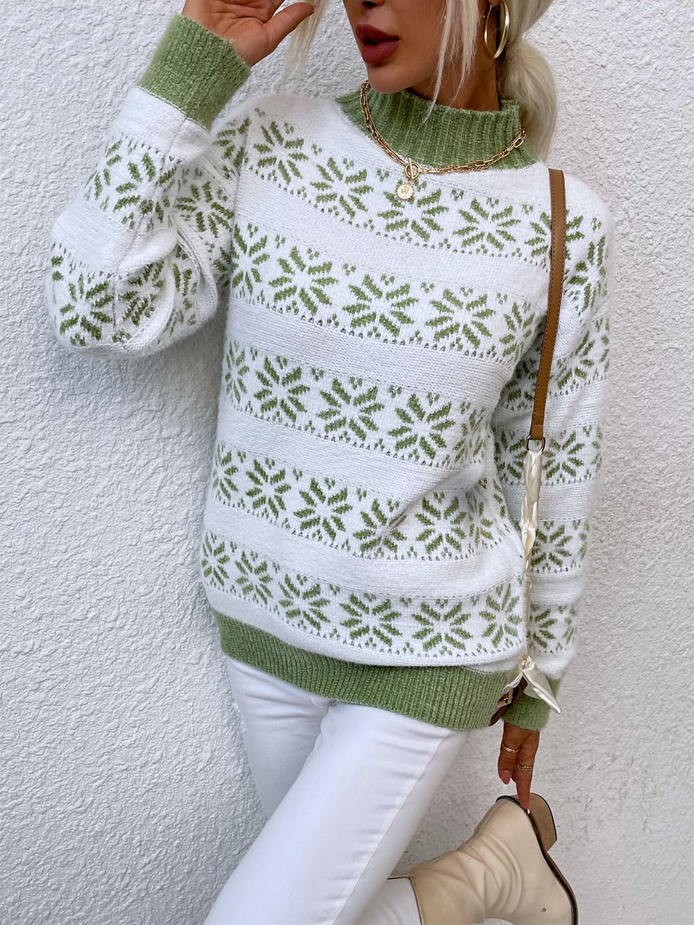 Maglione dal design curato