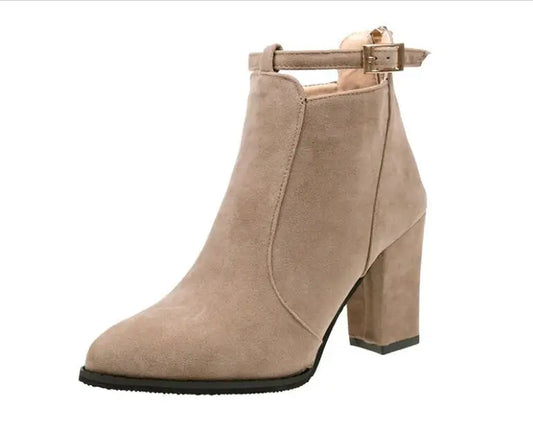 Ortopedico Tacchi casual e di supporto