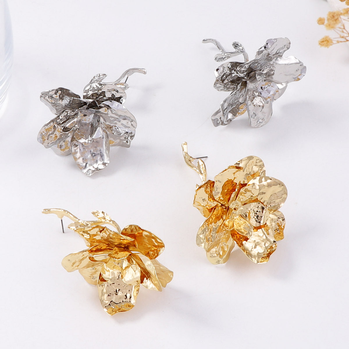 Gioiello artigianale delicato