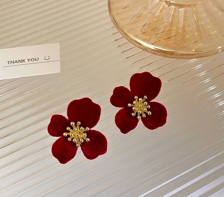 Orecchino classico dal fascino senza tempo