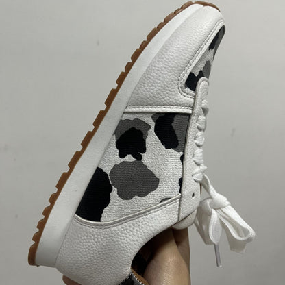 Scarpe Ortopediche Aggraziate dal Look Moderno