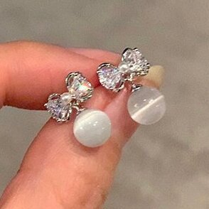 Orecchino romantico per momenti speciali