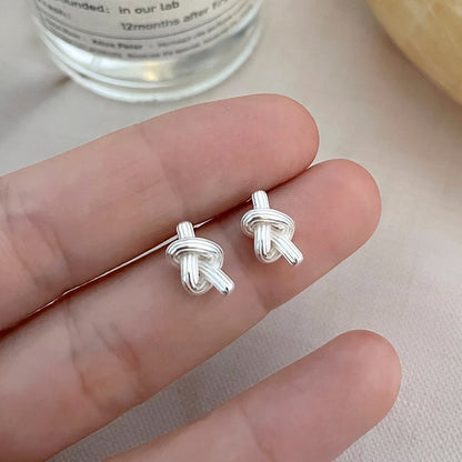 Orecchino classico dal fascino senza tempo