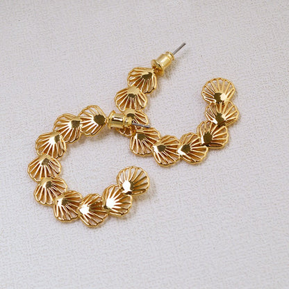 Oro Orecchino bellissimo con stile unico