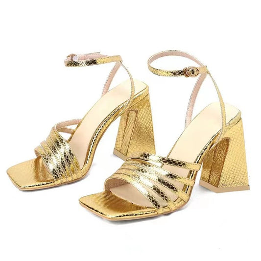 Sandali Ortopediche Chic dal Design Unico