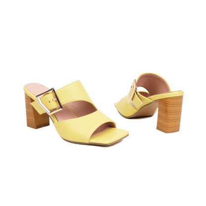 Sandali Ortopediche Aggraziate dal Look Moderno