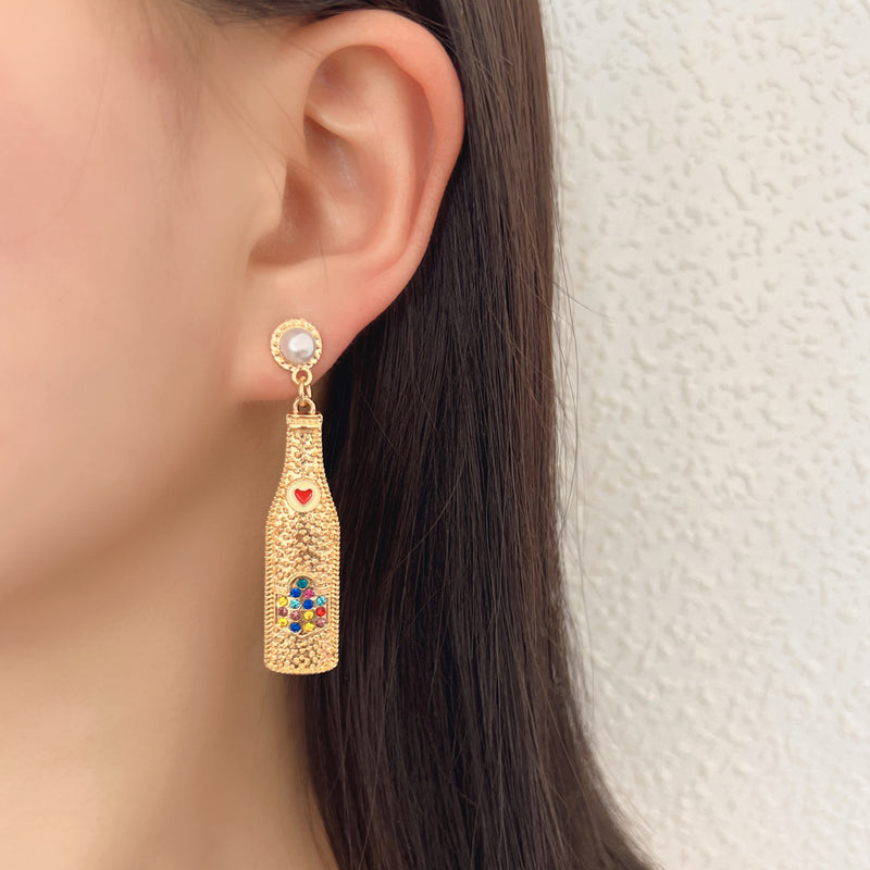 Orecchino artigianale delicato